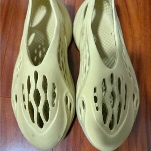 adidas Mens Yeezy Foam Runner HP8739 Onyx - Size